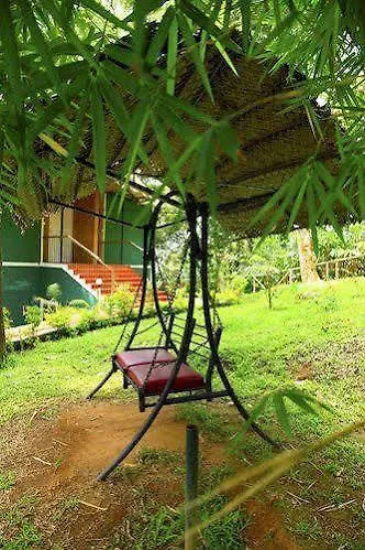 Hotel Blue Bells Valley Resort Munnar